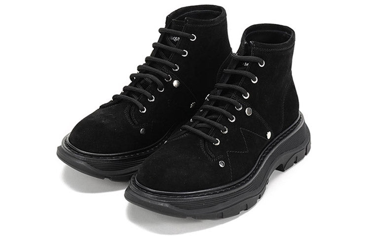 (WMNS) Alexander McQueen Tread Slick Boot 'Black' 595469WHZ281081 #