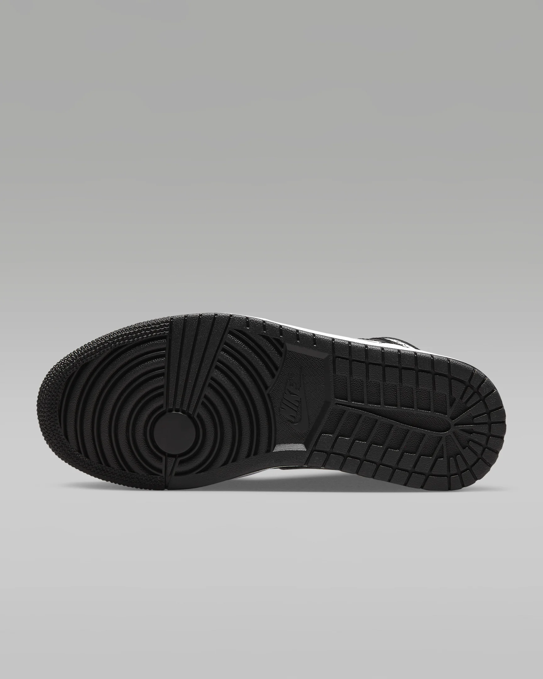 AIR JORDAN 1 MID Black/White #